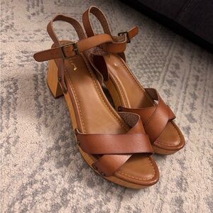 Women’s Sandals